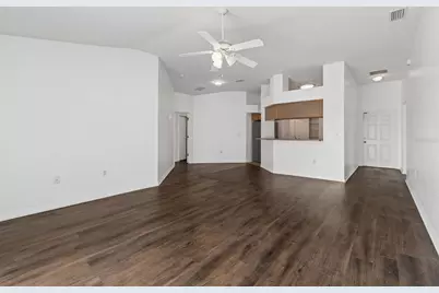 7643 Weehawken Drive, Zephyrhills, FL 33540 - Photo 24