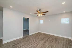2401 2nd Ave N, Saint Petersburg, FL 33713 - Photo 16