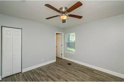 2401 2nd Avenue N, Saint Petersburg, FL 33713 - Photo 14