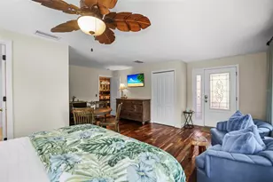 1600 Park St N, Saint Petersburg, FL 33710 - Photo 30