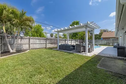 2162 Cypress Point Drive N, Clearwater, FL 33763 - Photo 32