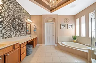 1615 Beaconsfield Dr, Wesley Chapel, FL 33543 - Photo 34