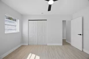 6052 Central Ave, New Port Richey, FL 34653 - Photo 14