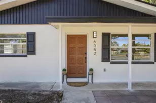 6052 Central Ave, New Port Richey, FL 34653 - Photo 4