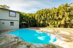 1647 Hobbit Rd, Dunedin, FL 34698 - Photo 10