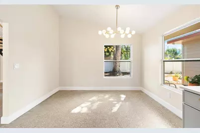 419 64th Avenue S, Saint Petersburg, FL 33705 - Photo 10