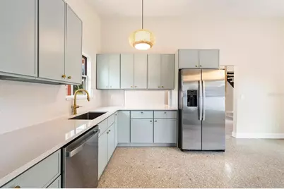 419 64th Avenue S, Saint Petersburg, FL 33705 - Photo 12