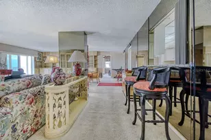 11000 Gulf Blvd, Treasure Island, FL 33706 - Photo 12