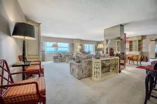 11000 Gulf Blvd, Treasure Island, FL 33706 - Photo 10