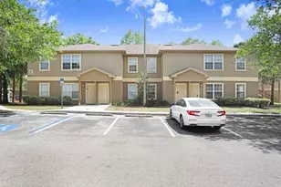 5924 Brickleberry Ln, Zephyrhills, FL 33541 - Photo 14