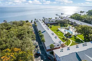 650 Pinellas Point Dr S, Saint Petersburg, FL 33705 - Photo 2