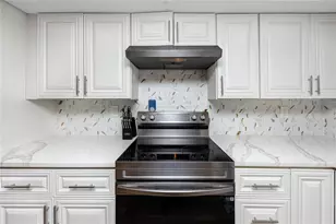 9903 San Mateo Way, Port Richey, FL 34668 - Photo 14