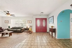 8731 Woodcrest Dr, Port Richey, FL 34668 - Photo 4