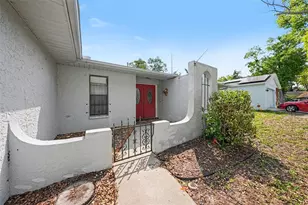 8731 Woodcrest Dr, Port Richey, FL 34668 - Photo 2