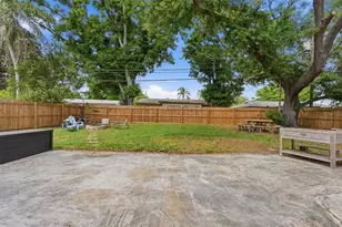 1130 8th Ave NE, Largo, FL 33770 - Photo 30