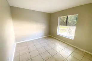 2205 Irene St, Lutz, FL 33549 - Photo 12