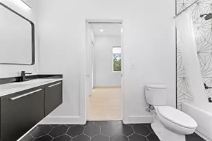 4907 15th Ave N, Saint Petersburg, FL 33710 - Photo 8