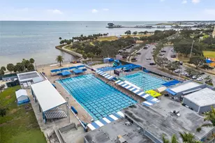 922 N Shore Dr NE, Saint Petersburg, FL 33701 - Photo 32