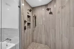 922 N Shore Dr NE, Saint Petersburg, FL 33701 - Photo 20