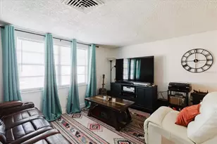 9803 Richwood Ln, Port Richey, FL 34668 - Photo 6