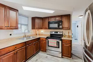 9803 Richwood Ln, Port Richey, FL 34668 - Photo 16