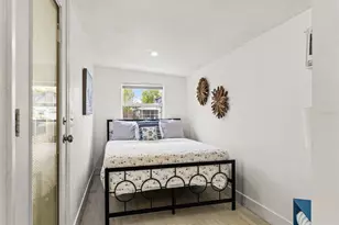 5430 Circle Dr, Weeki Wachee, FL 34607 - Photo 22