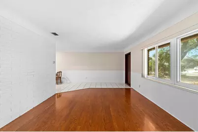 2238 Calexico Way S, Saint Petersburg, FL 33712 - Photo 8