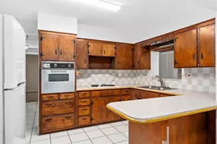 2238 Calexico Way S, Saint Petersburg, FL 33712 - Photo 10