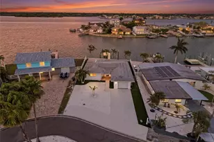 16113 5th St E, Redington Beach, FL 33708 - Photo 6