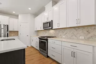 13928 Natures Reserve Dr, Lithia, FL 33547 - Photo 12