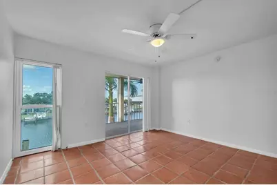 4900 38th Way S #302, Saint Petersburg, FL 33711 - Photo 20
