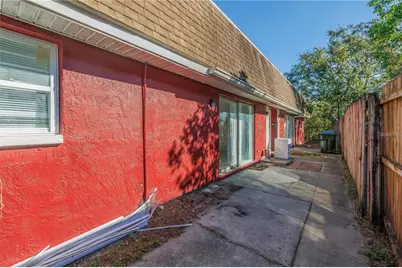 185 Fulton Street NE, Largo, FL 33771 - Photo 2