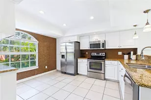 637 Pinellas Bayway S, Tierra Verde, FL 33715 - Photo 8