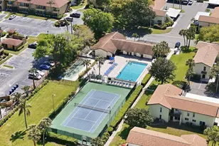 501 E Bay Dr, Largo, FL 33770 - Photo 36