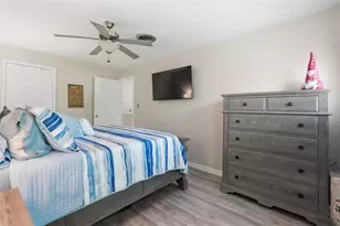 501 E Bay Dr, Largo, FL 33770 - Photo 22