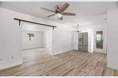 2027 E Valencia Way E, Clearwater, FL 33764 - Photo 14
