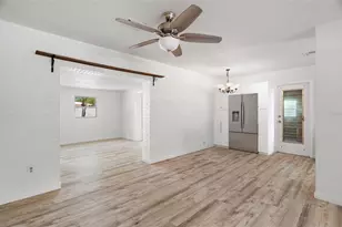 2027 E Valencia Way E, Clearwater, FL 33764 - Photo 14