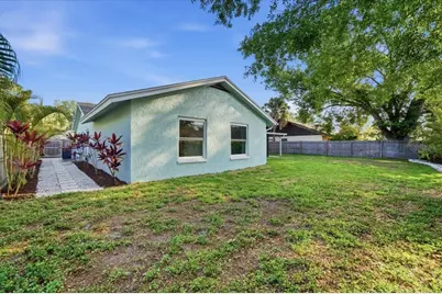 4510 Whitworth Lane, Tampa, FL 33624 - Photo 32