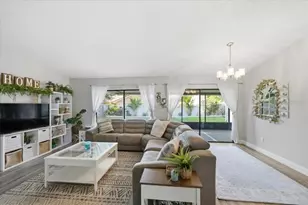 4510 Whitworth Ln, Tampa, FL 33624 - Photo 20