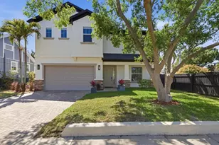 3824 W Santiago St, Tampa, FL 33629 - Photo 1