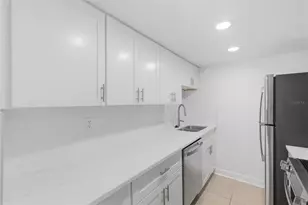 8901 Blind Pass Rd, Saint Pete Beach, FL 33706 - Photo 10