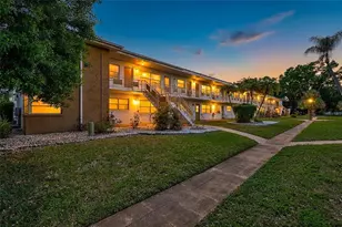 5940 21st St N, Saint Petersburg, FL 33714 - Photo 1