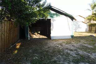 8015 N 11th St, Tampa, FL 33604 - Photo 14