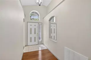 10122 Somersby Dr, Riverview, FL 33578 - Photo 4