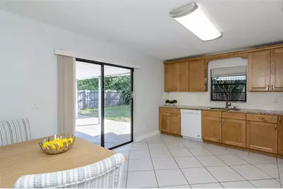 2221 Cypress Point Drive E, Clearwater, FL 33763 - Photo 12