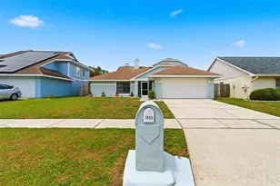 1925 Redbridge Dr, Brandon, FL 33511 - Photo 4