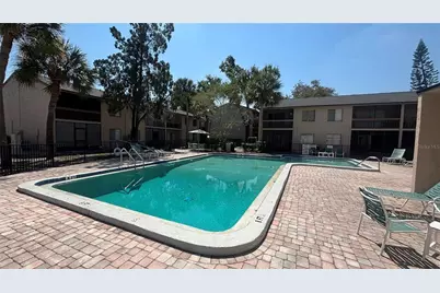 7524 Needle Leaf Place #32, Tampa, FL 33617 - Photo 14