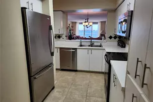 6105 Bahia Del Mar Cir, Saint Petersburg, FL 33715 - Photo 8