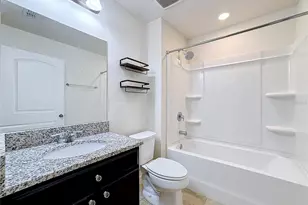 10624 Massimo Dr, Wimauma, FL 33598 - Photo 16