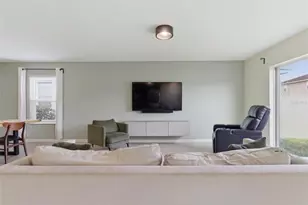 10624 Massimo Dr, Wimauma, FL 33598 - Photo 8